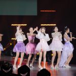 OH MY GIRL、彩り豊かなドレスコーデで「関コレ」に登場！＜EXIA Presents KANSAI COLLECTION 2022 A/W＞