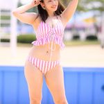 【写真特集】璃乃（KNUoNEW）、メリハリあるむちむちボディを披露！＜近代麻雀水着祭2022＞