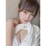 桜井もも（にゅ〜わ）、超至近で見せつける美谷間にファン悶絶！