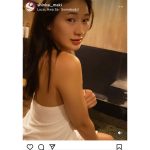 新海まき、貸切温泉で魅惑の色気ボディを動画で見せつけ！