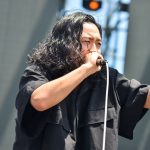 【ライブレポート】Creepy Nutsが炎天下を真夜中に変え「のびしろ」しかないステージを展開！＜LuckyFM Green Festival＞