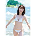 虹コン予科生・原田珠々華、初々しい白ビキニで初水着グラビアに挑戦！＜FLASH＞