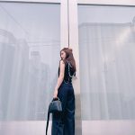 谷まりあ、ノースリのオールブラックコーデで脇チラショットに反響の声！