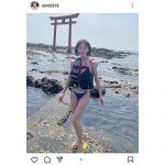 深田えいみ、ビキニからはじけそうな桃尻ショットでファン歓喜！