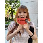 中川翔子、片手にスイカ！？な私物iPhoneケースを披露！