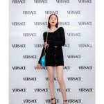 トリンドル玲奈「こんなにミニなワンピ初めて」、美スタイルの脚長美脚ショットに「足めっちゃ長っ」「生脚美脚の素晴らしさ」の声！