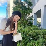 ダレノガレ明美、タイトミニで美脚あらわな秋の私服コーデ公開！