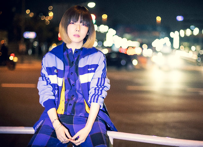 aiko、43枚目シングル「果てしない二人」のジャケット写真・収録内容・アーティスト写真を解禁