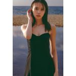 櫻坂46 小林由依、2nd写真集『意外性』発売前重版決定!黒ドレスのカットを公開