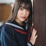 和泉芳怜、笑顔弾ける可憐な1st写真集『可憐な芳怜』表紙カット公開！