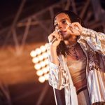 【ライブレポート】女王蜂、黄昏時に色気だだ漏れな妖艶パフォーマンスで魅了＜氣志團万博2022 ～房総魂～＞