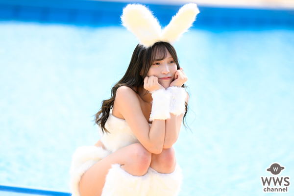 【写真特集】神谷じゅりな、キュートな白ウサギに変身し視線を釘付け！＜近代麻雀水着祭2022＞