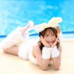 【写真特集】神谷えりさ、プールサイドで白ウサギ姿をお届け！＜近代麻雀水着祭2022＞