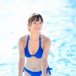 【写真特集】百川晴香（Bety）、プールで魅せる濡れボディと癒しの笑顔で釘付け！＜近代麻雀水着祭2022＞