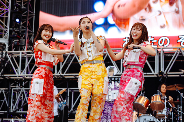 【ライブレポート】ももいろクローバーZ（ももクロ）がおでこ全開のずぶ濡れライブを初体験！曲を忘れるハプニングも？＜氣志團万博2022 ～房総魂～＞