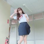 コスプレイヤー・白田まい、制服スカートから下着丸見え！ラッキースケベショットに歓喜の声