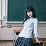 HKT48・田中美久「濡れますよ」、雨の日の制服ポートレートで届ける青春シチュエーション