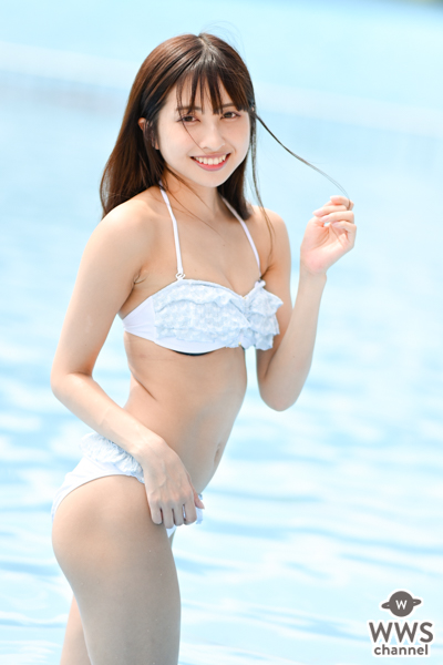 【写真特集】高坂琴水（キプリスモルホォ ）、爽やかビキニ姿で届ける癒しの微笑みとヘルシー美ボディ！＜近代麻雀水着祭2022＞