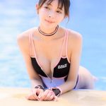 【写真特集】東大卒コスプレイヤー・東堂とも、美谷間見せの競泳水着を披露＜近代麻雀水着祭2022＞