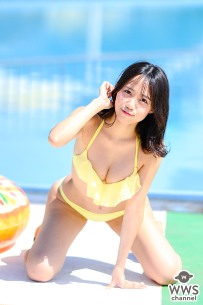 【写真特集】弓川いち華、黒髪とのコントラスト抜群の透明美ボディにファンうっとり＜近代麻雀水着祭2022＞