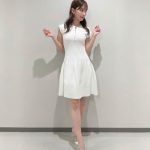 雪平莉左、清楚な白ワンピで美脚披露