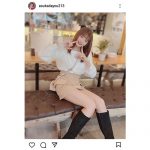 MyDearDarlin'・夢実あすか、タイトミニスカートとロングブーツで魅せる脚線美！