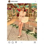 神部美咲、ミニスカからスラリ美脚ショットに「ミニスカ最強」「マジにスタイル抜群で美脚」とファン歓喜！