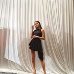 みちょぱ、「美脚大賞」受賞でミニドレスから圧巻の美脚を見せつけ！