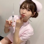 CURTiA・有沢美矢、超ミニ丈ナースに扮して太もも＆ボディラインあらわに！