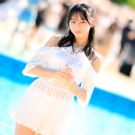 【写真特集】本間菜穂(LOVE CCiNO)、肩出しレースのワンピースから透明美脚披露!<近代麻雀水着祭2022>