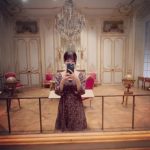 兒玉遥、ミニワンピから投げ出した脚線美にファンうっとり