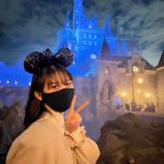 道重さゆみ、モー娘。牧野真莉愛と12歳差のミニスカ青色ワンピースコーデ披露!