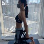 大政絢、美尻＆美脚が織りなす肉体美で釘付けに