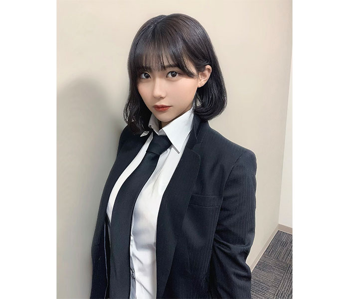 HKT48・田中美久、大人スーツを着込んだイケメンショットに歓喜の声「大人、似合ってる」