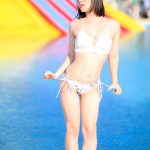 【写真特集】上原亜衣、腹筋割れの肉体美で視線釘付け!<近代麻雀水着祭2022>