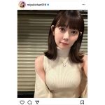 渡辺美優紀、オフショルニットから美肩チラ見せ！イメチェンの外ハネにファンうっとり