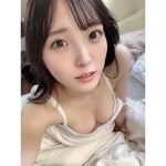 #よーよーよー・由良ゆら、美バストあらわな無防備キャミソールで釘付け！