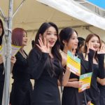 8人組グループ・fromis_9が美脚際立つ黒衣装で『KCON 2022 JAPAN』に登場！