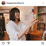 深川麻衣、茶目っ気あふれるお辞儀姿に癒される！