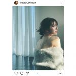 鈴木愛理、色っぽいランジェリー姿の大胆ショットに反響の声！