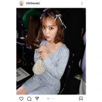 藤田ニコル、ガーリーミニワンピ×ロングブーツで「TGC」オフショットを多数公開！