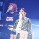 【ライブレポート】20周年を迎えた鈴木愛理、生バンド演奏で歌で魅せる！＜鈴木愛理 LIVE PARTY No Live,No Life??＞