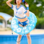 【写真特集】渡辺陽菜（Layn）、元気いっぱいのスポーティーな体操着コスチュームで笑顔をお届け！＜近代麻雀水着祭2022＞