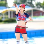 【写真特集】神谷えりさ、お腹見せのユニフォーム姿でくびれ見せつけ！くびれラインで＜近代麻雀水着祭2022＞