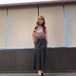 NMB48・本郷柚巴、隙間が気になる私服コーデを無邪気に披露