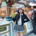 三上悠亜、韓国風JKのコスプレでファン悩殺！