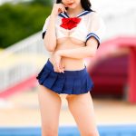 【写真特集】メル（バーレスク東京）、下乳ハミ出すセーラー服コスでヘルシー美ボディ全開！＜近代麻雀水着祭2022＞