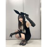 STU48・中村舞、黒バニーコスプレで魅せる太ももで釘付けに！
