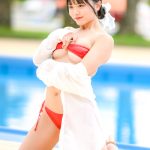 【写真特集】女優・鈴木優愛、下乳ハミ出る赤色ビキニで悩殺！＜近代麻雀水着祭2022＞