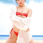 【写真特集】女優・鈴木優愛、下乳ハミ出る赤色ビキニで悩殺！＜近代麻雀水着祭2022＞